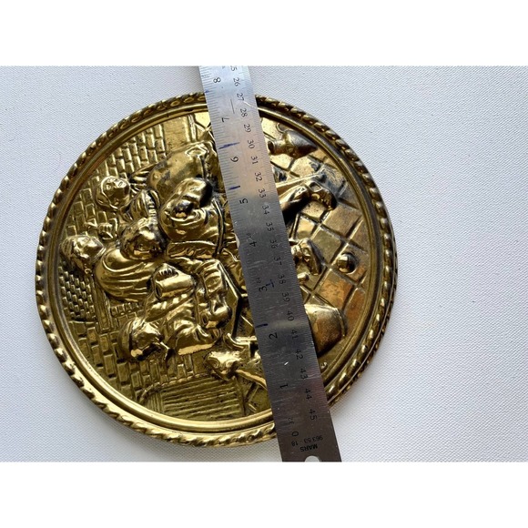 Vintage Peerage Brass Wall Hangings, Made In England, Set Of 2 - Picture 9 of 10